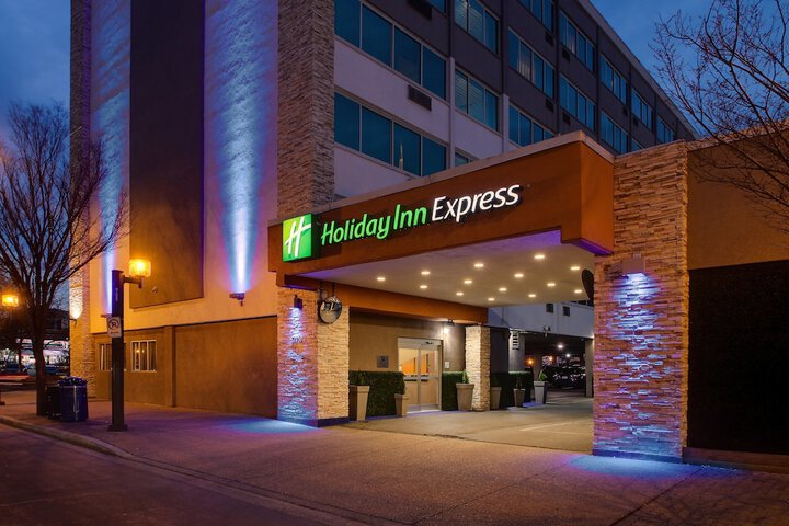 Hotel 2 of 57