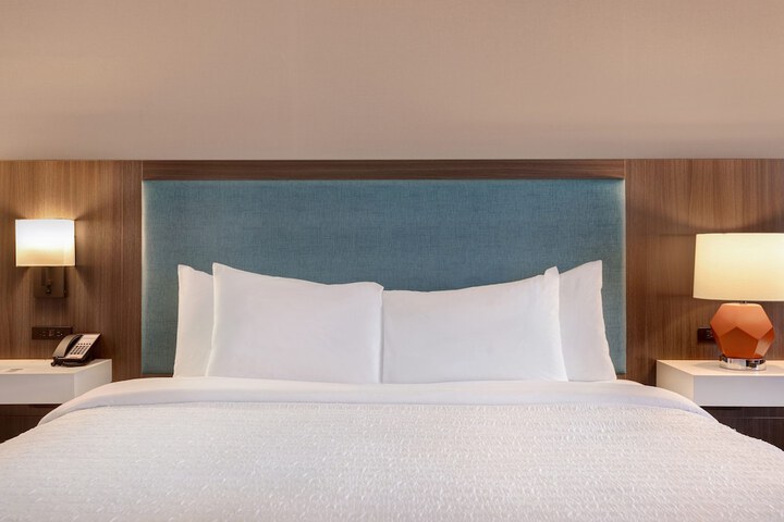 Room 21 of 47