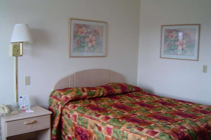 Room 25 of 35