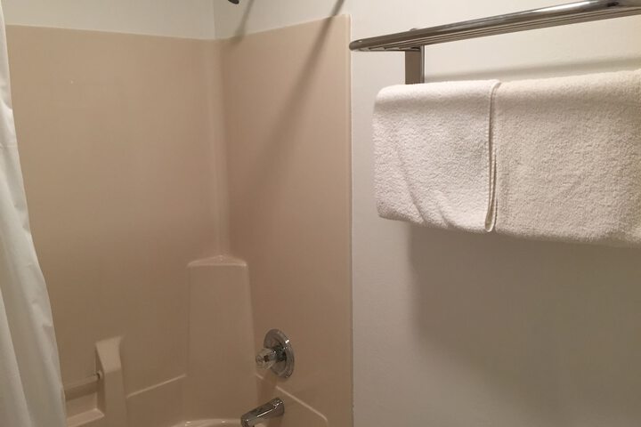 Room 14 of 25