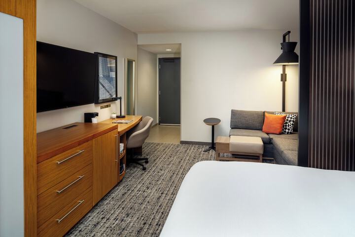 Hyatt Place Nashville Downtown