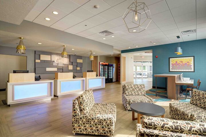 Holiday Inn Express & Suites - North Platte by IHG