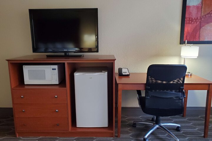 Room 12 of 22
