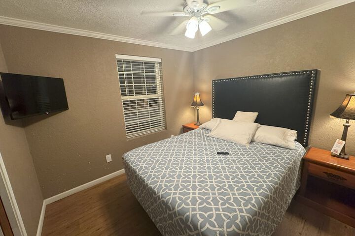 Room 35 of 43