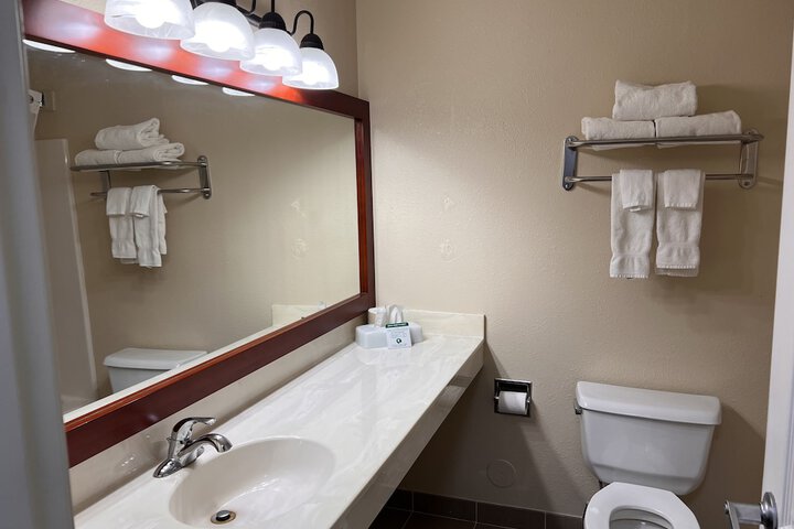 Room 17 of 31