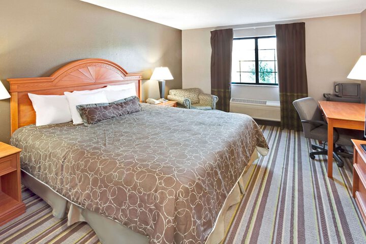 Room 14 of 19