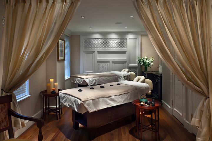 Hotel Plaza Athenee
