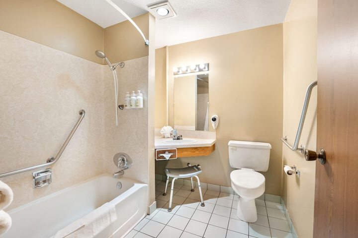 Days Inn by Wyndham Nanaimo