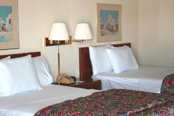 Ridge Crest Hotel