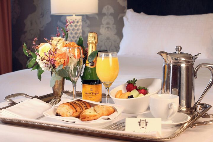 Breakfast/Coffee Service 78 of 87