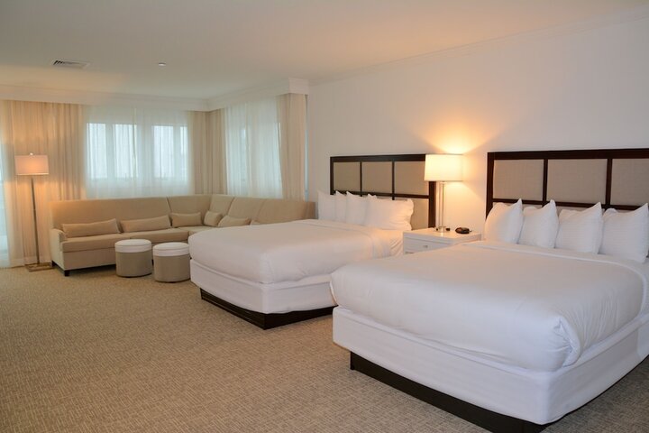 Room 35 of 145