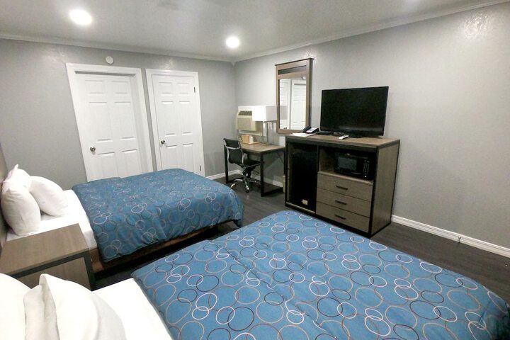 Budget Host Inn