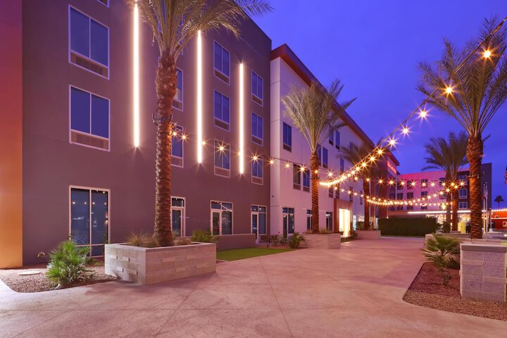 Hilton Garden Inn Chandler Downtown
