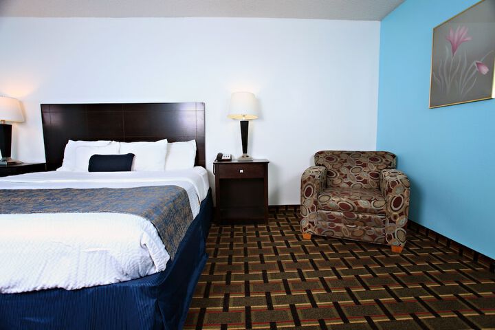 Room 13 of 26