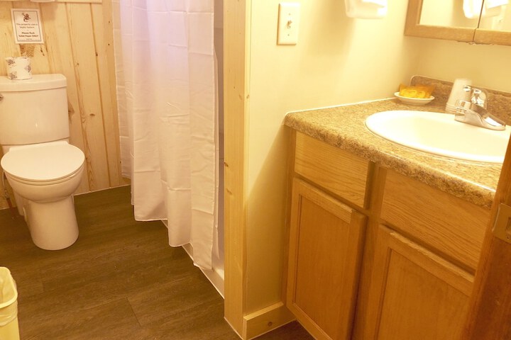 Room 202 of 259
