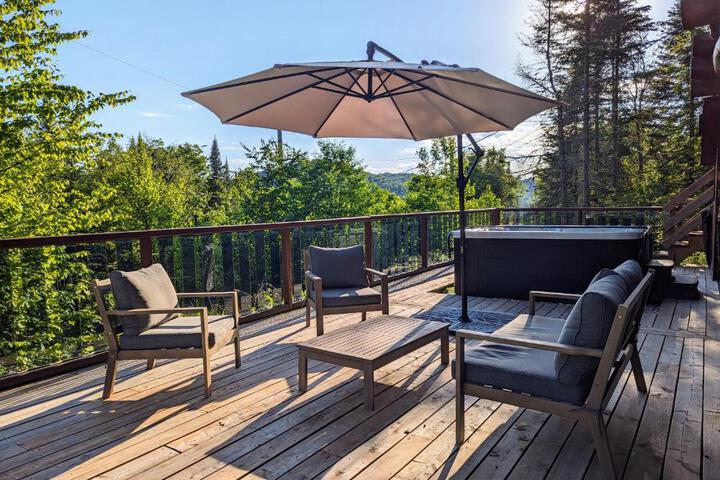 Breathtaking log house with HotTub - Winter paradise in Tremblant