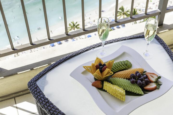 Hyatt Regency Waikiki Beach Resort & Spa