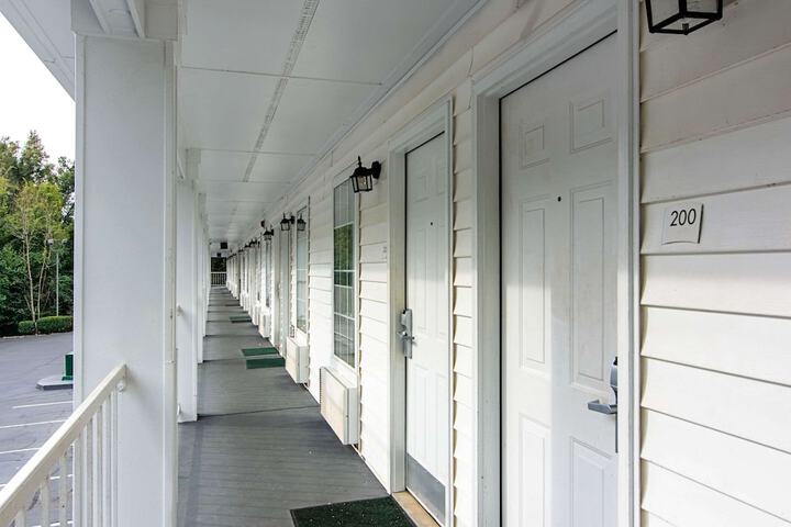 Property Grounds 29 of 31