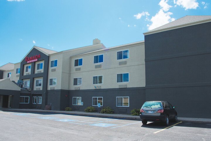 Hotel 3 of 40