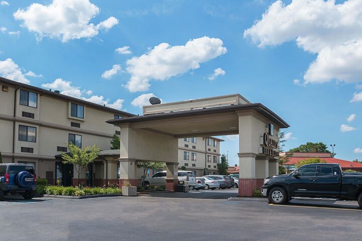 Hotel 3 of 27