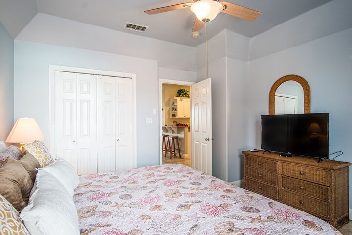 Room 18 of 29