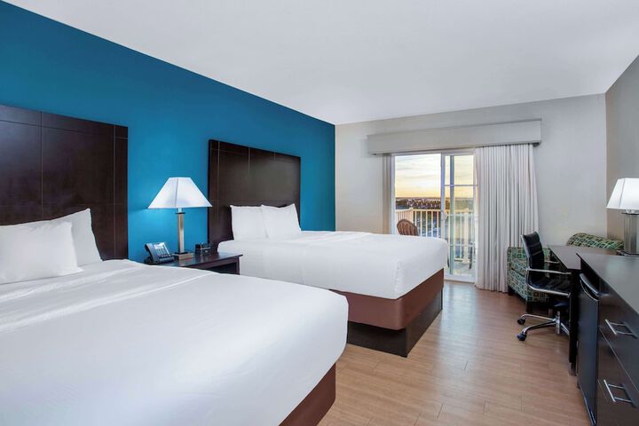 Room 17 of 41