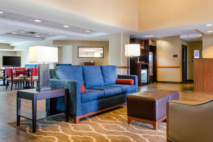 Hotel Interior 8 of 39