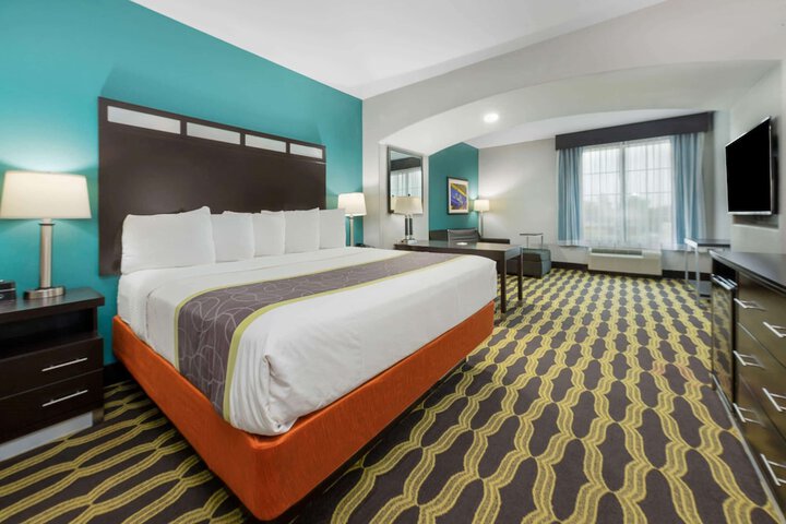 Room 22 of 27