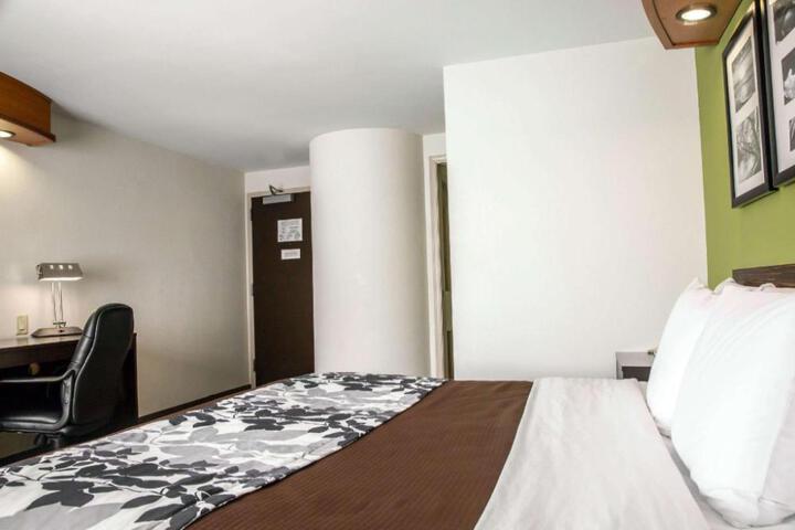 Sleep Inn & Suites Emmitsburg