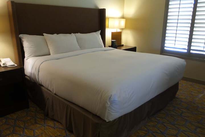 Room 51 of 129