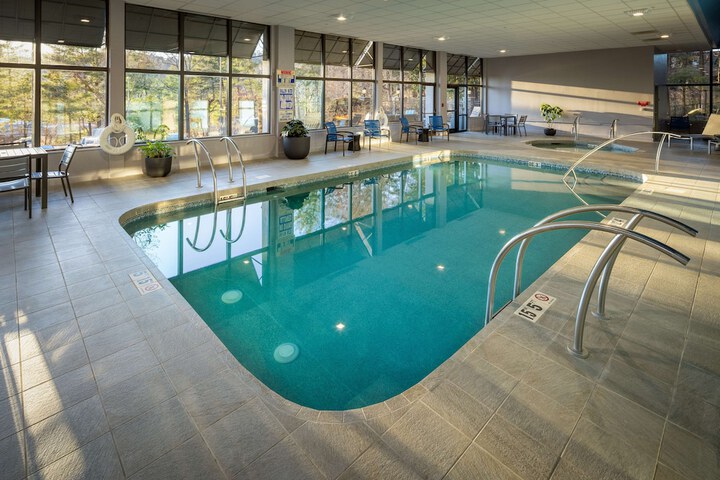 Pool 4 of 35