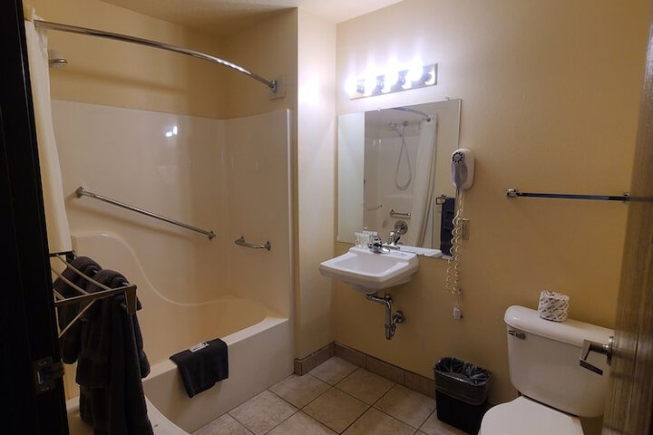 Room 13 of 49