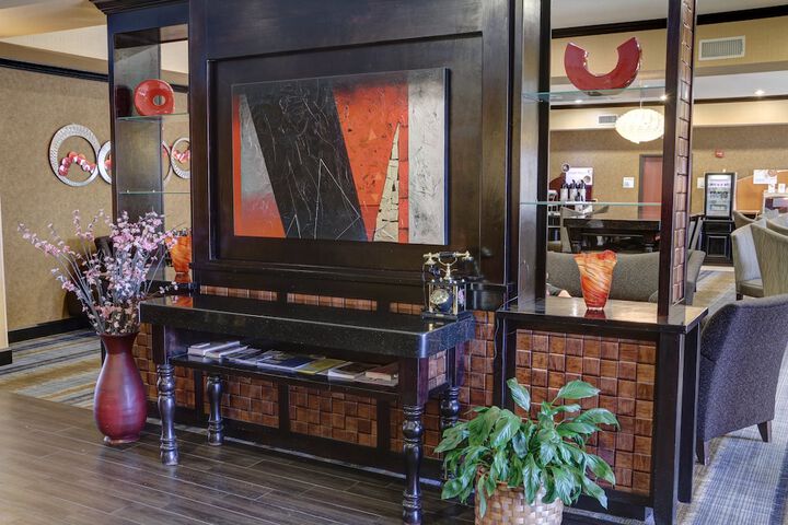 Hotel 6 of 55
