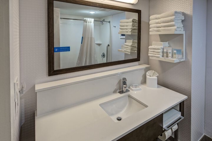 Room 14 of 25