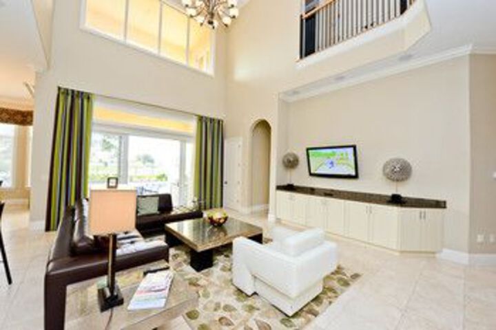 Pool Home in Reunion Resort 4 Br Home by RedAwning