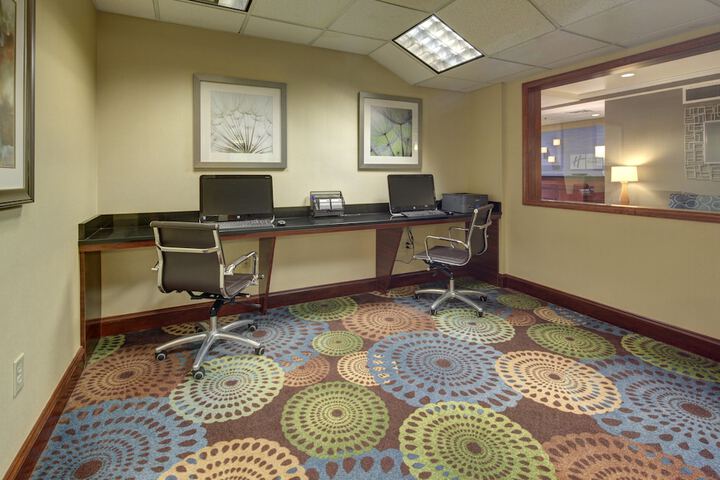 Business Center 46 of 46