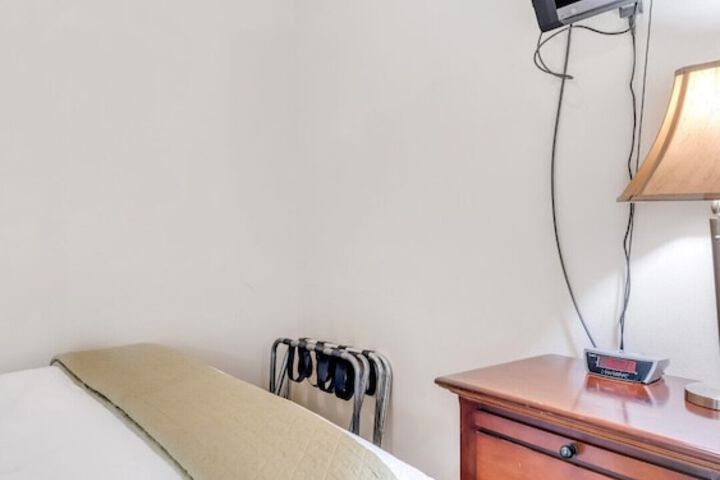Room 125 of 130