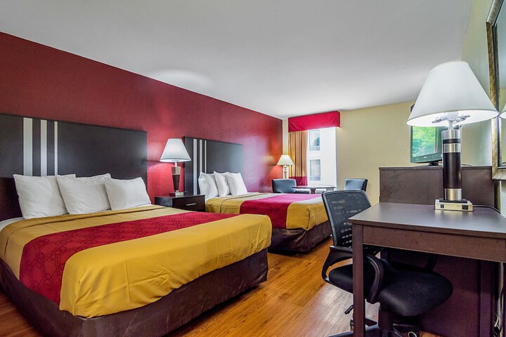 Room 15 of 29