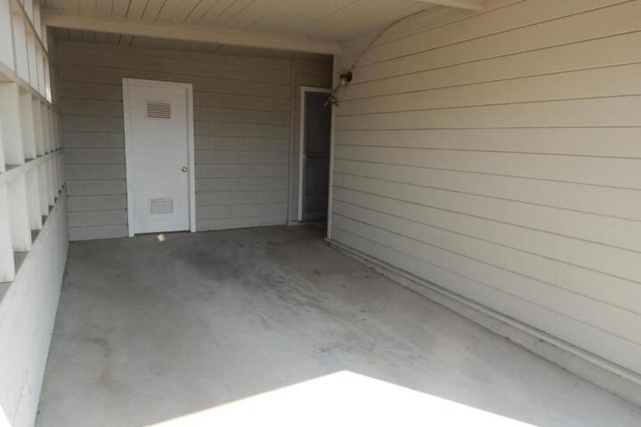 196 Front Street
