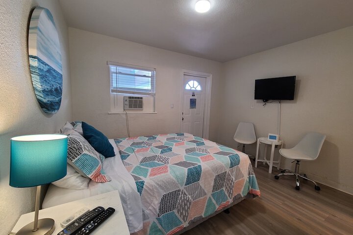 Room 141 of 166