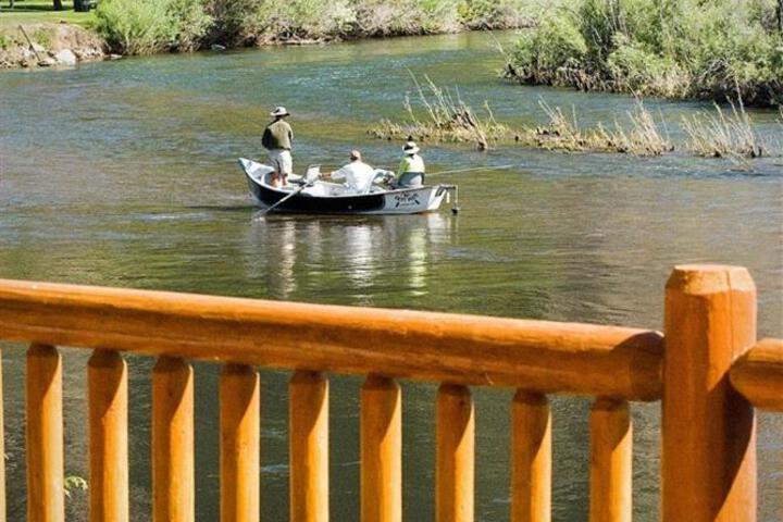 Rivers Bend Lodge