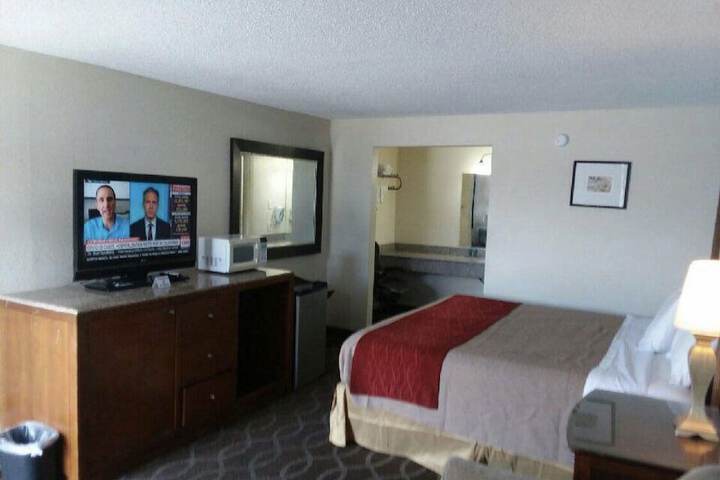Room 11 of 21