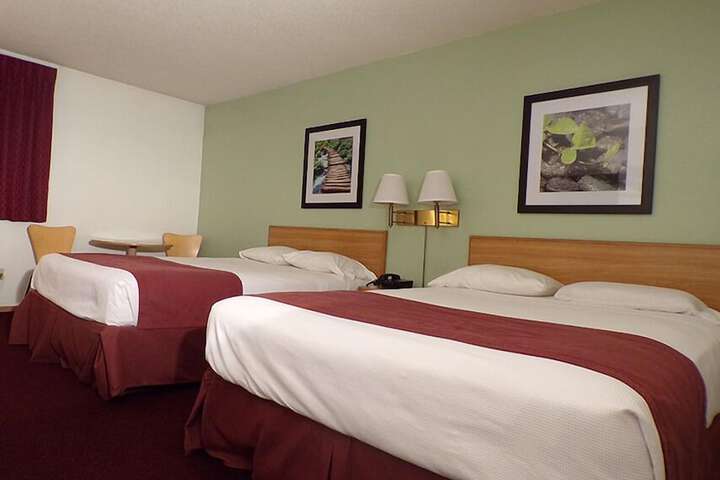 Room 13 of 25