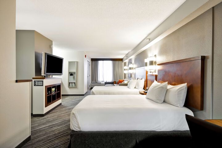 Room 19 of 48