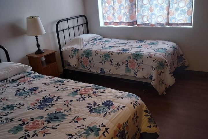 Room 3 of 6