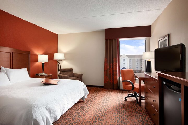 Room 13 of 21