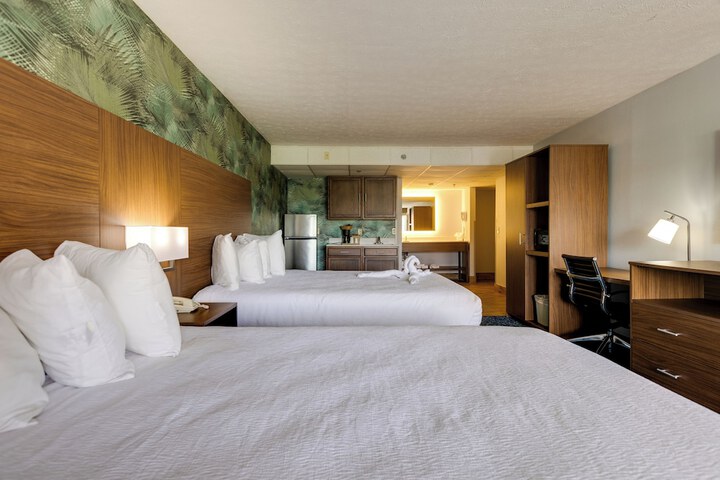 Room 35 of 59