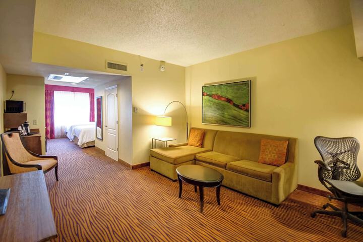 Room 4 of 26