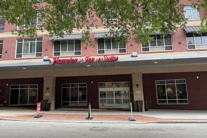 Hampton Inn & Suites Raleigh Downtown