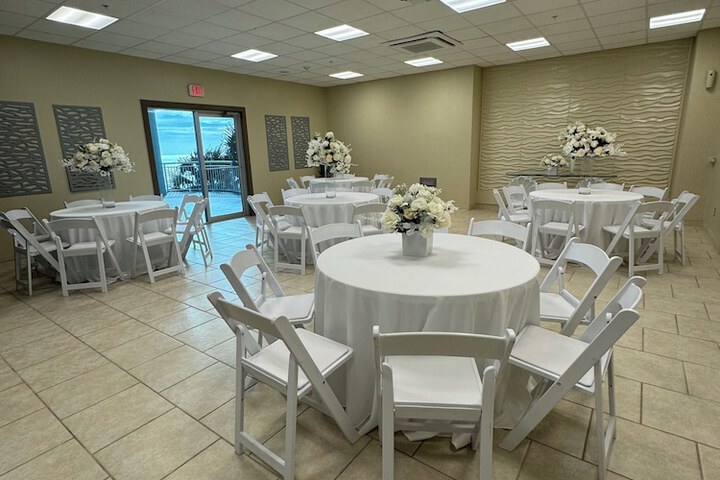 South Beach Biloxi Hotel & Suites